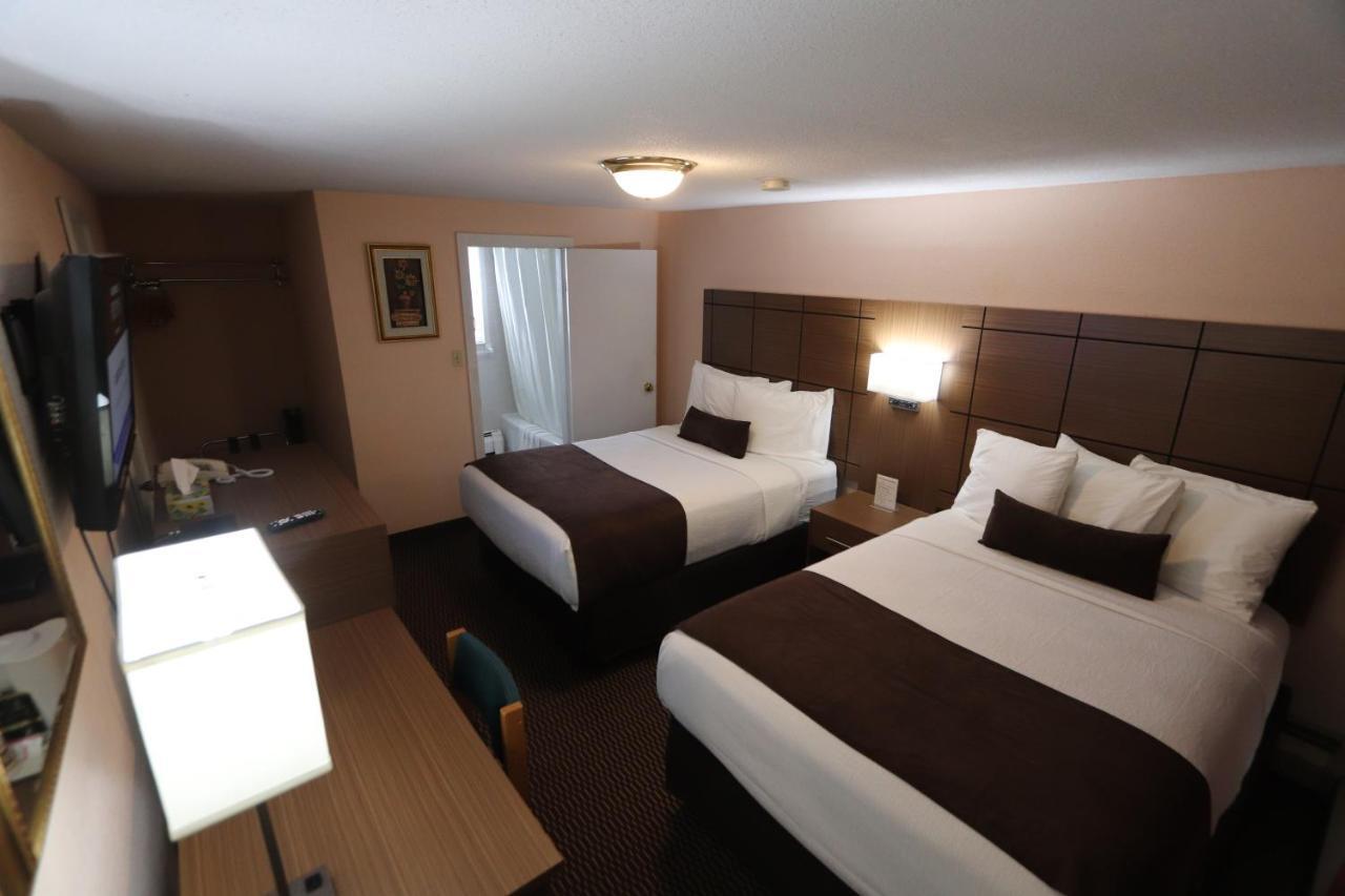 Campbellford River Inn ภายนอก รูปภาพ